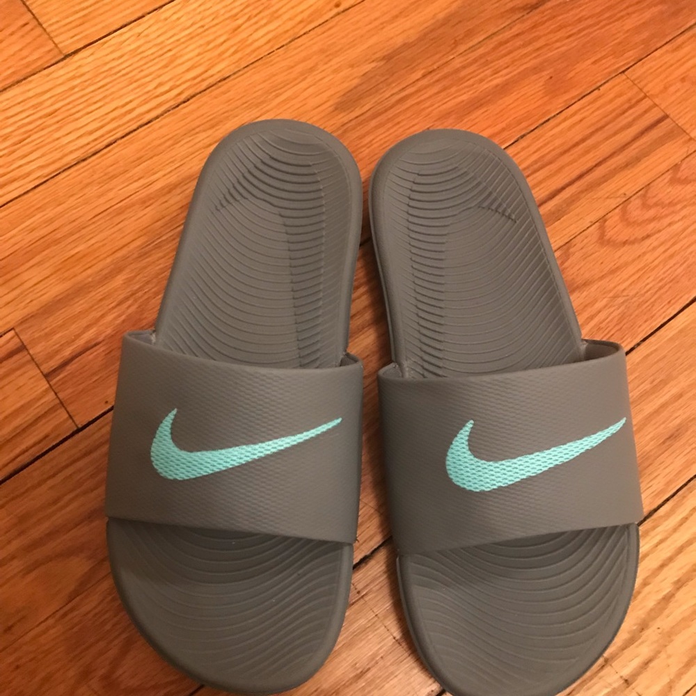 Nike Sandals- NWOT- Size 6